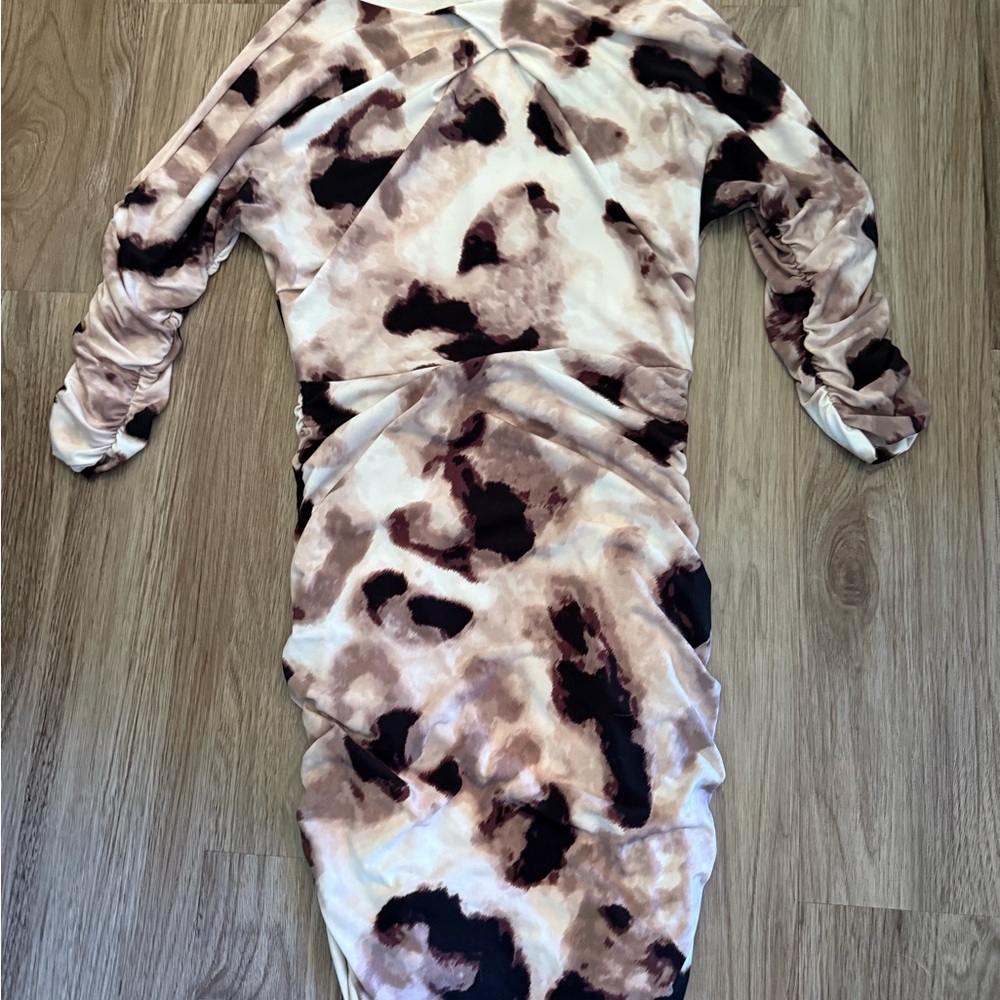 Jennifer Lopez Abstract Long Sleeve Dress in black and purple